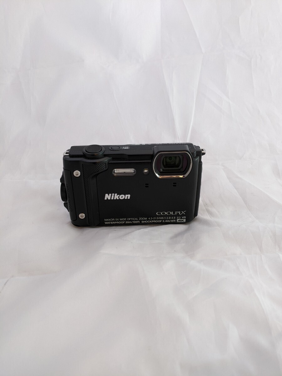★美品★Nikon COOLPIX W300 デジカメ Wi-Fi GPS　#01277
