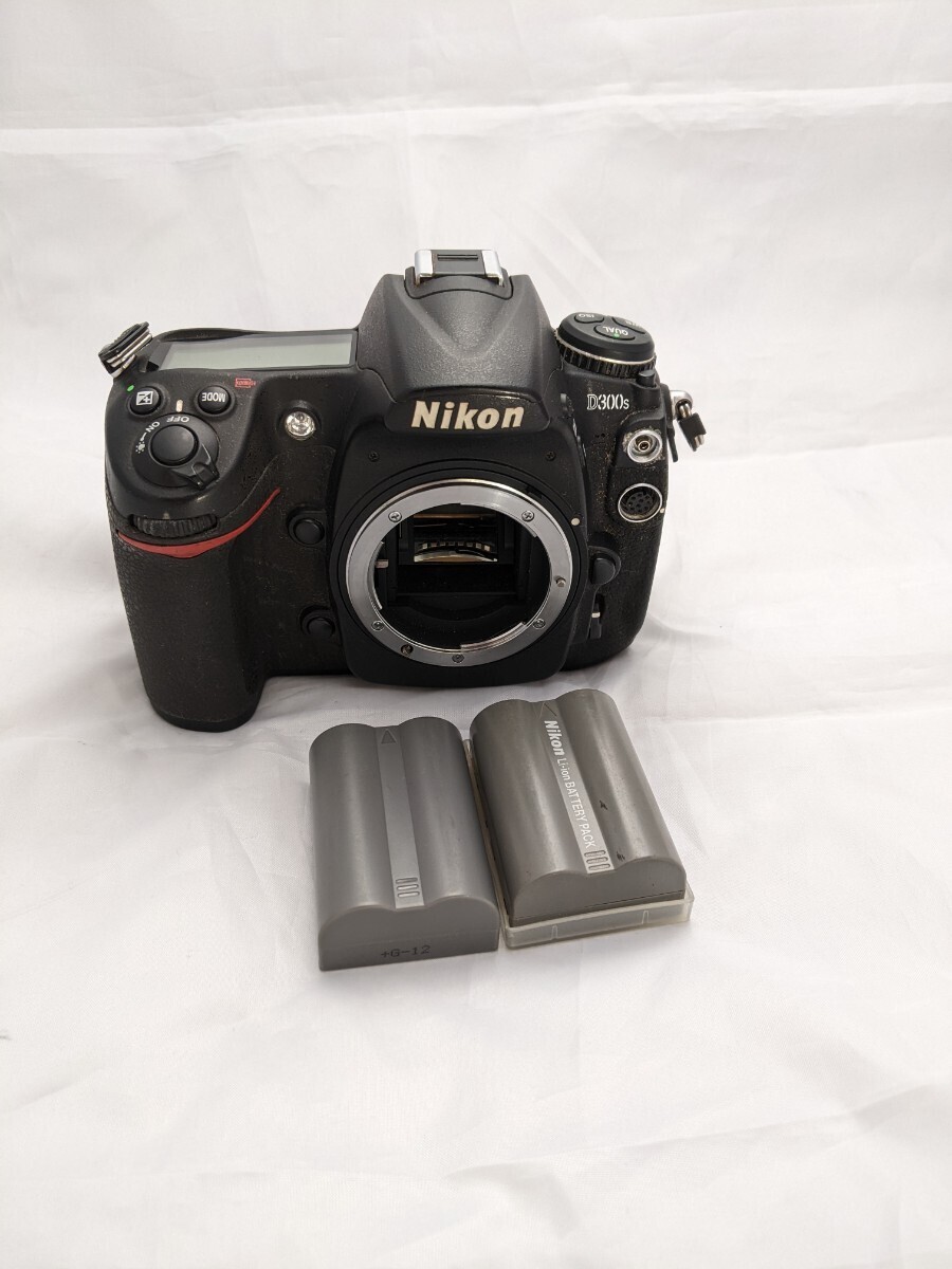 ★良品★★ ニコン Nikon D300s ボディ　電池2個付き　#02152