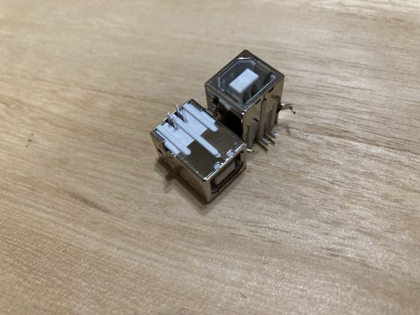 USB TYPE−B　メス　2個セット　基盤取付　90度　補修　修理　　送料140円　DIY
