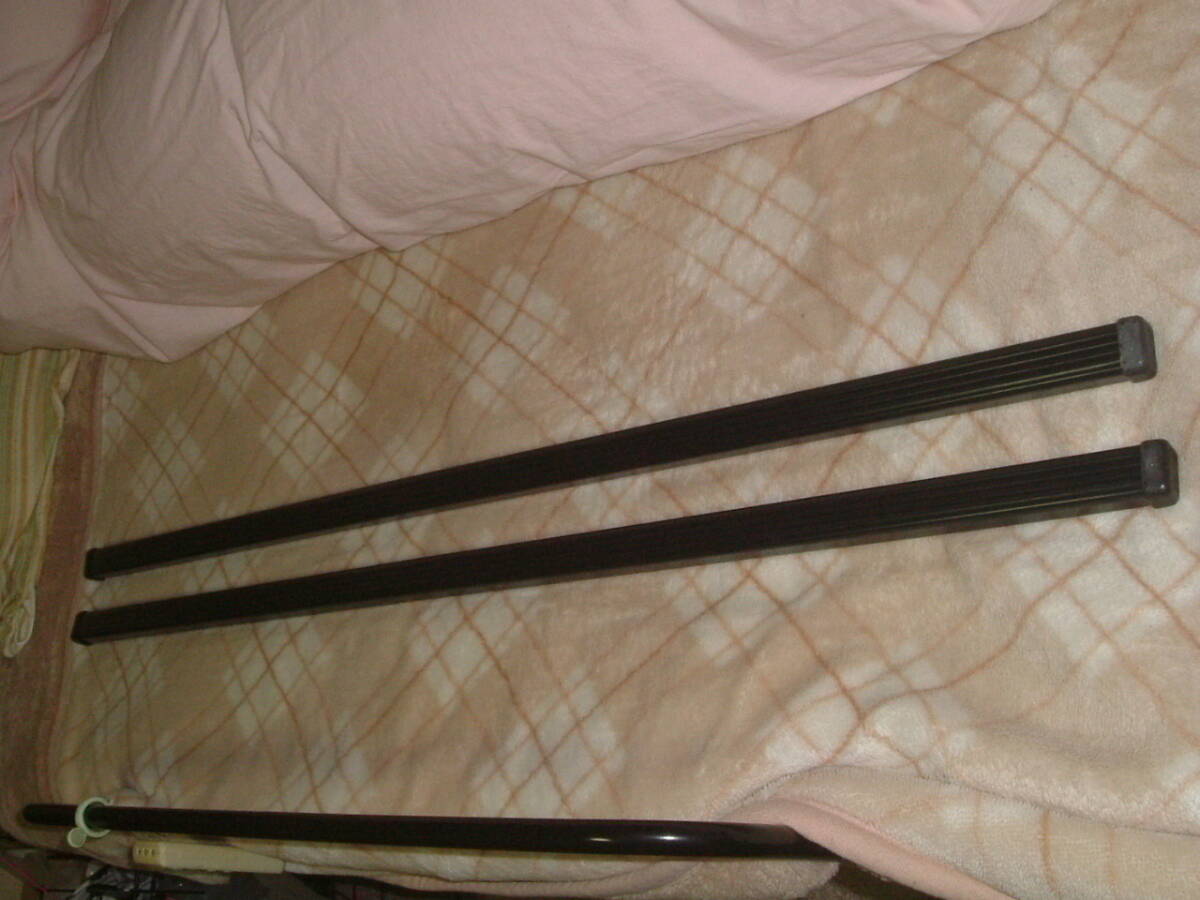 良品 THULE TH7121 スーリー スクエアバー 108cm ルーフバー