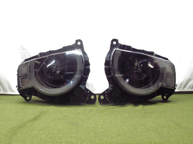 ジャンク品 Summer Auto Parts ランドローバー ディフェンダー L663 ヘッドライト 左右 L8B2 13W030 / L8B2 13W029 管理8H0218B-H3
