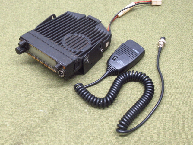 通電のみ確認 現状品 ALINCO アルインコ DR-620H デュアルバンド144/430MHz FM モービルトランシーバー ems-61 マイク付属 管理8H0225H-L1