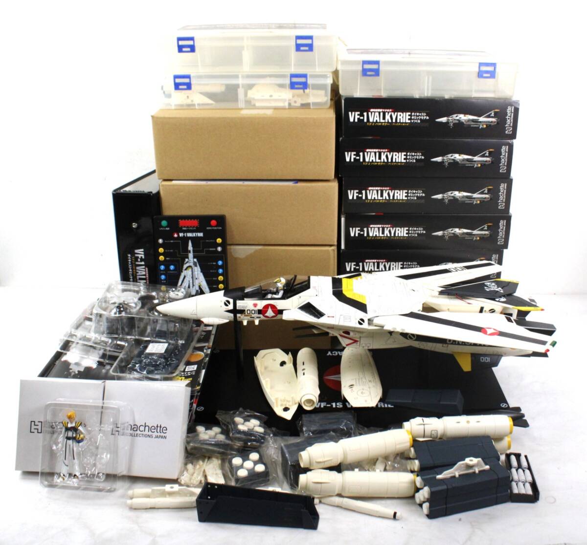 現状品 完成品 アシェット マクロス VF-1 バルキリー ファイターモード 1-150号 VALKYRIE ケース付き 【直接引取限定】 ITDIFXPQC5M8-A50