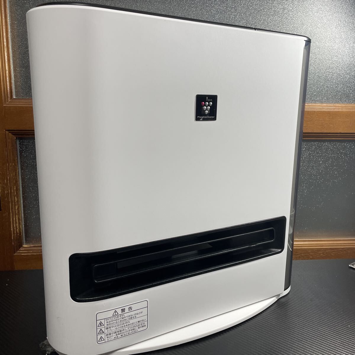 美品　SHARP シャープ 加湿セラミックファンヒーター HX-RK12-W 2023年製 ホワイト系 プラズマクラスター