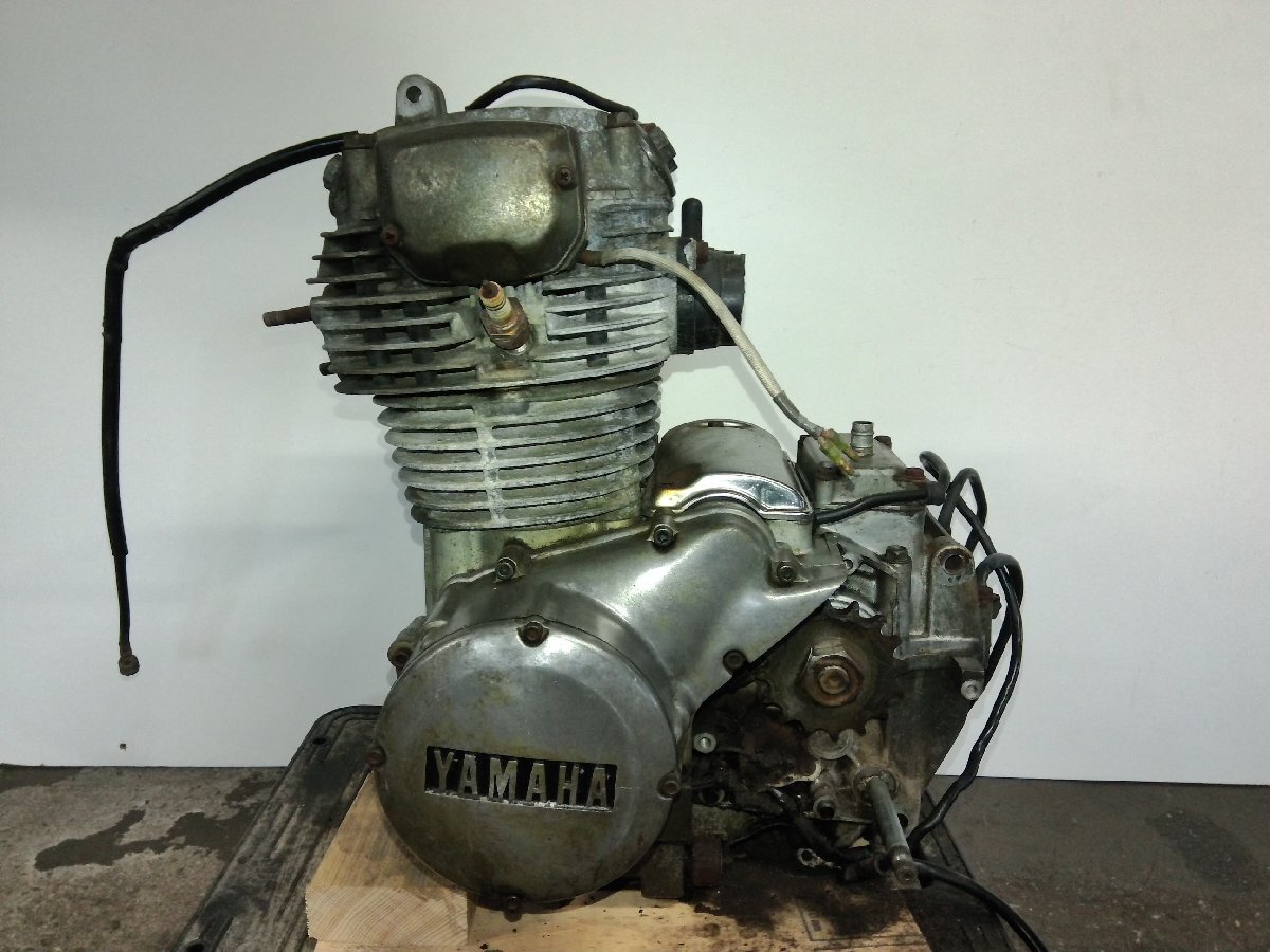 Z8C24 希少 GX400 XS400 エンジン クランキング× ベース 部品取り 2A2 ※送料は着払いです。T BHN