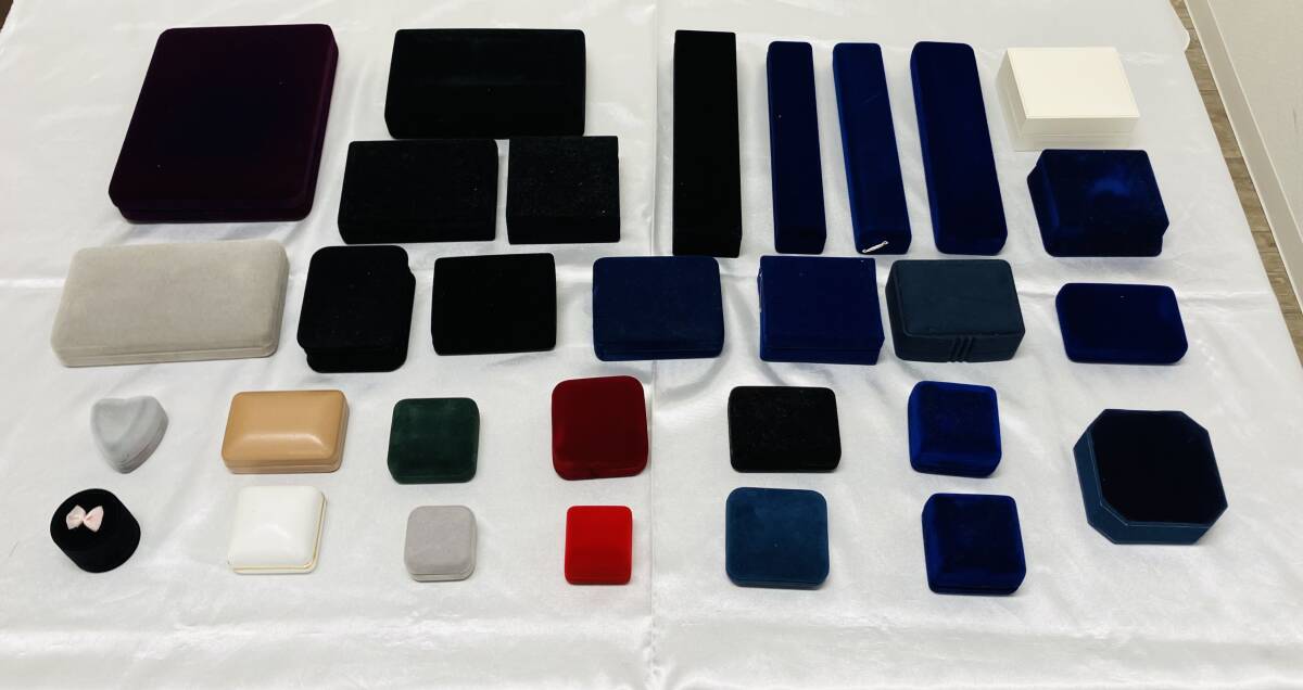 □ 1円～アクセサリー 空箱 大量 30点おまとめ 化粧箱 宝石箱 ジュエリーケース ケースおまとめ アクセサリーケース 現状品