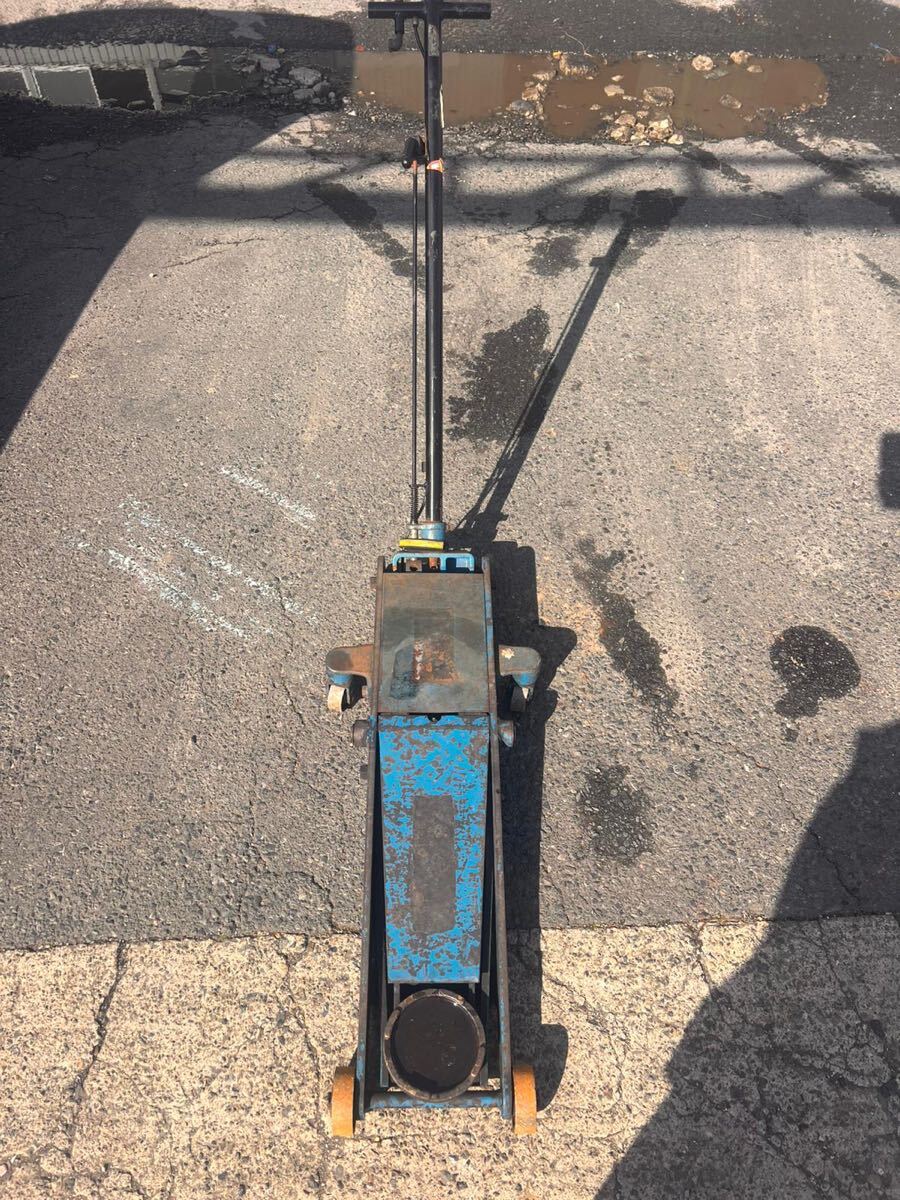 （直接引取り限定）長崎ジャッキ ガレージジャッキ フロアジャッキ NLA-3 ジャンク レバー動かしても上がりません