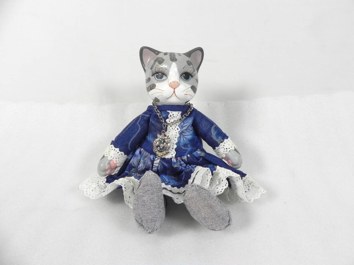 [R5998]ビスクドール風 猫 サバトラ猫 陶器? ハンドメイド?