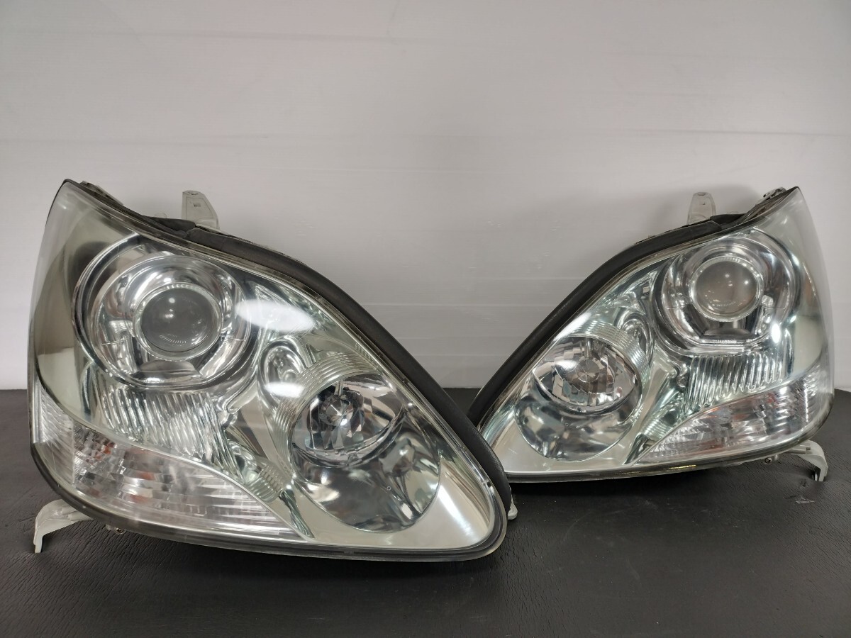 良品　破損無し　TOYOTA UCF30 UCF31 30 セルシオ 純正 後期 HID キセノン 左右 ヘッドライト STANLEY 50-68　管260671