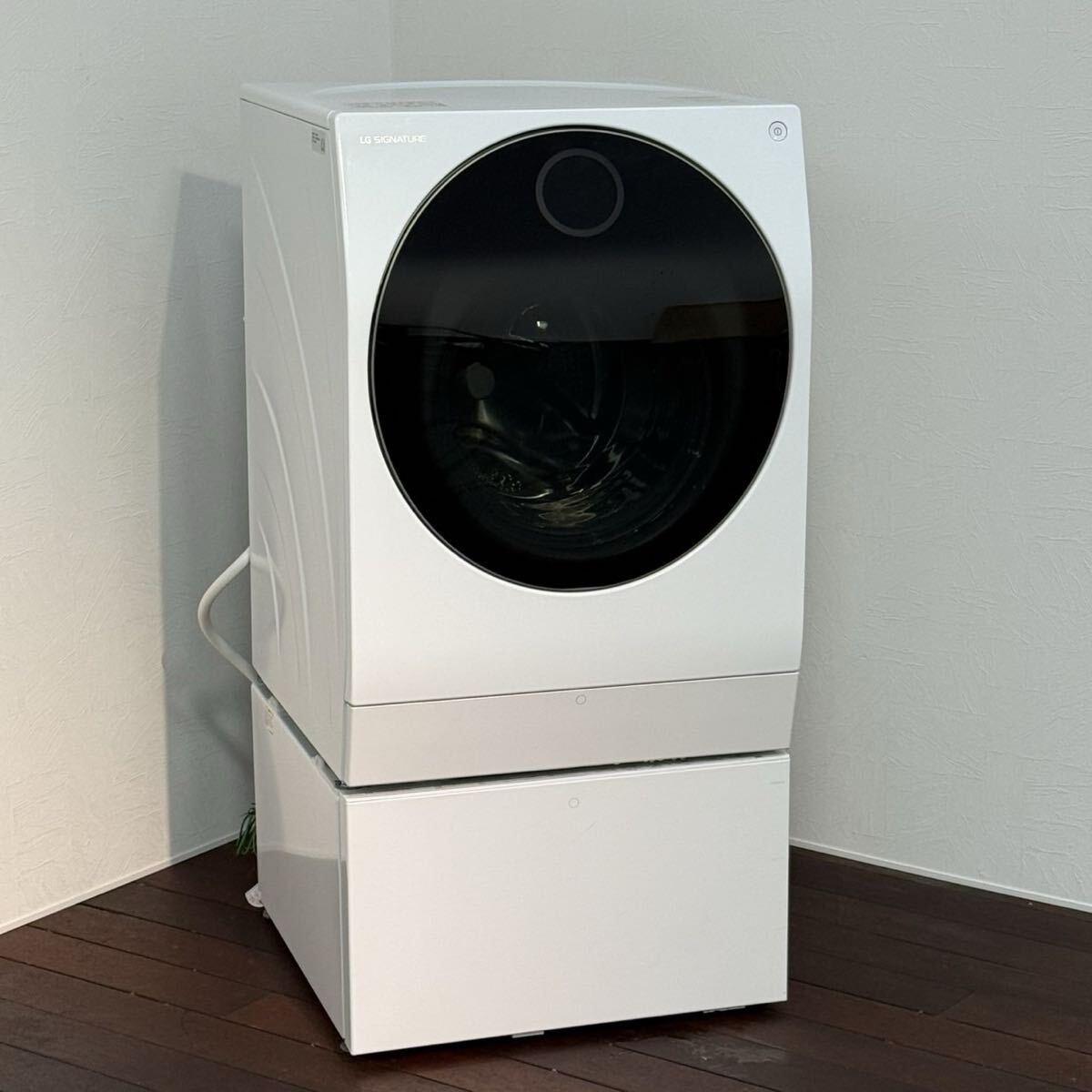 H21KZ28 LG SIGNATURE エルジー シグネチャー ドラム式洗濯乾燥機 FG1611HP1W 大容量 11kg タッチパネル ホワイト 左開き