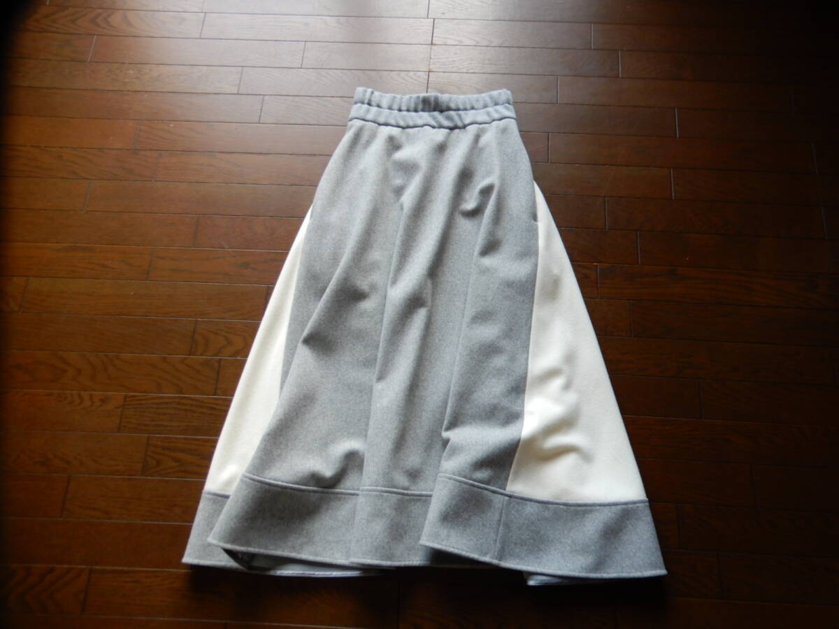 【 STUMBLY/スタンブリー 】大人可愛いマキシ丈たっぷりAライン配色デザインロングスカート　ウエストゴム　グレー・白　size38