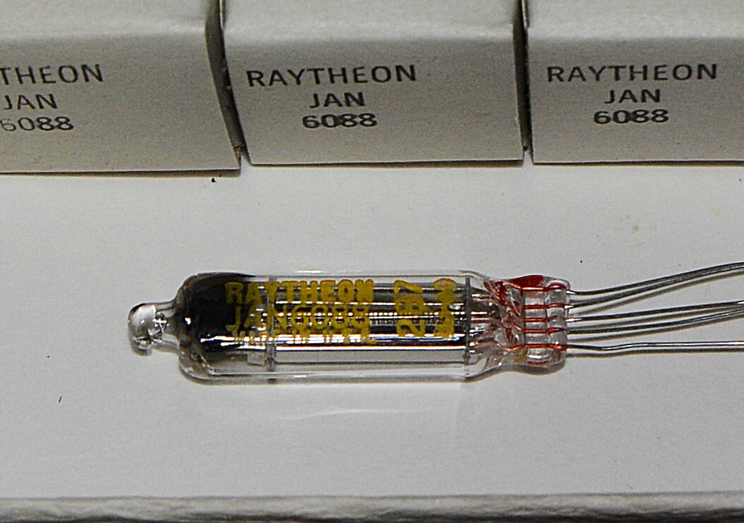 真空管 RAYTHEON レイセオン JAN 6088　５本組　MADE IN U.S.A.