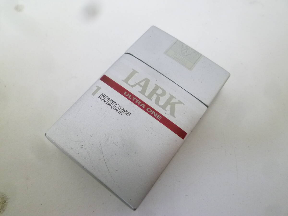 ＃43331【中古品】LARK ライター　喫煙グッズ　コレクション