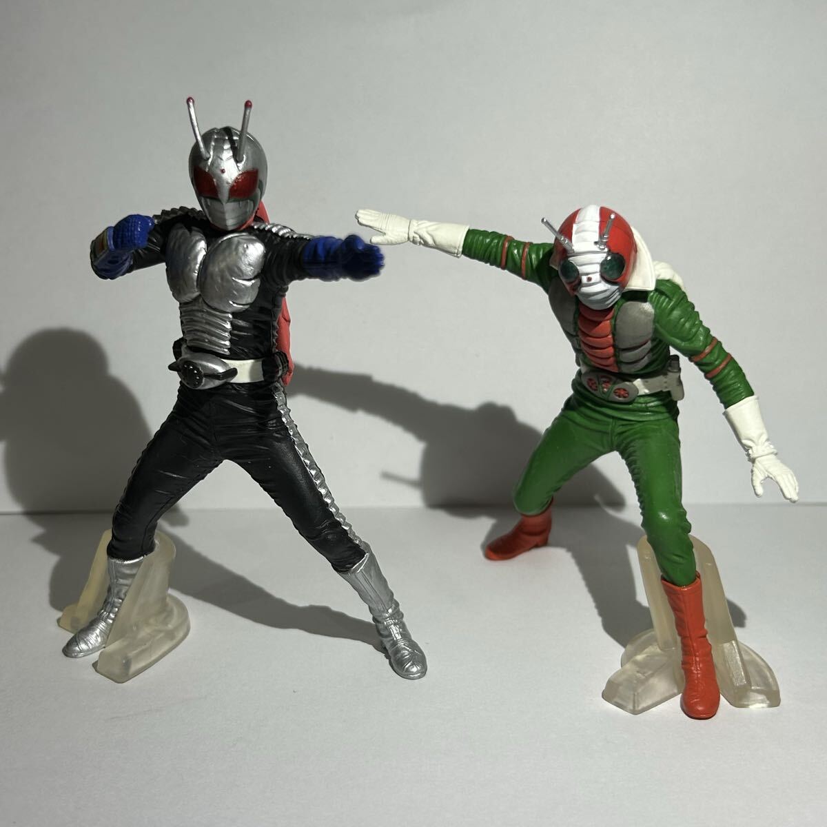 ⑩BANDAI 【ＨＤＭ創絶 仮面ライダー地上最強の凶暴な力編】「仮面ライダースーパー１(シークレットver)」+「V3」2体セットで♪2011