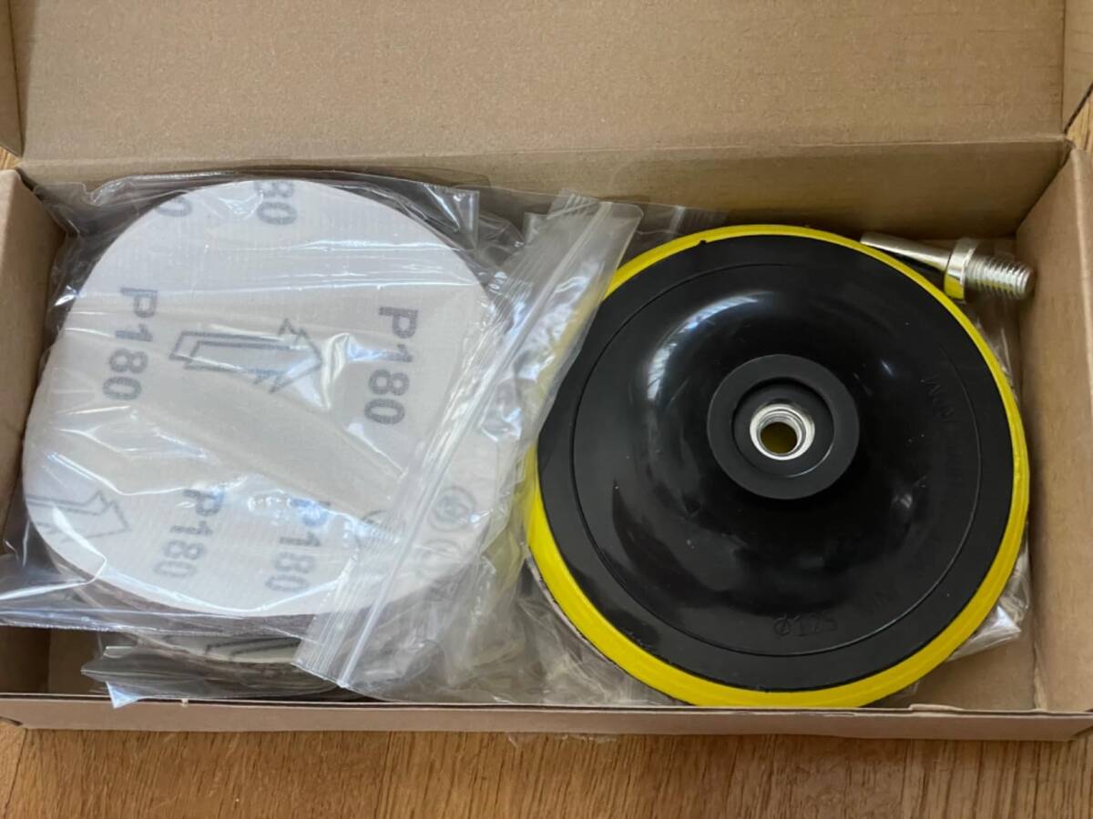 サンドペーパー 耐水 電動サンダー用 125mm直径 #180#320#800#2000 各10枚入り 研磨 置換 40個セット 替えペーパー パッド付き DIY工具