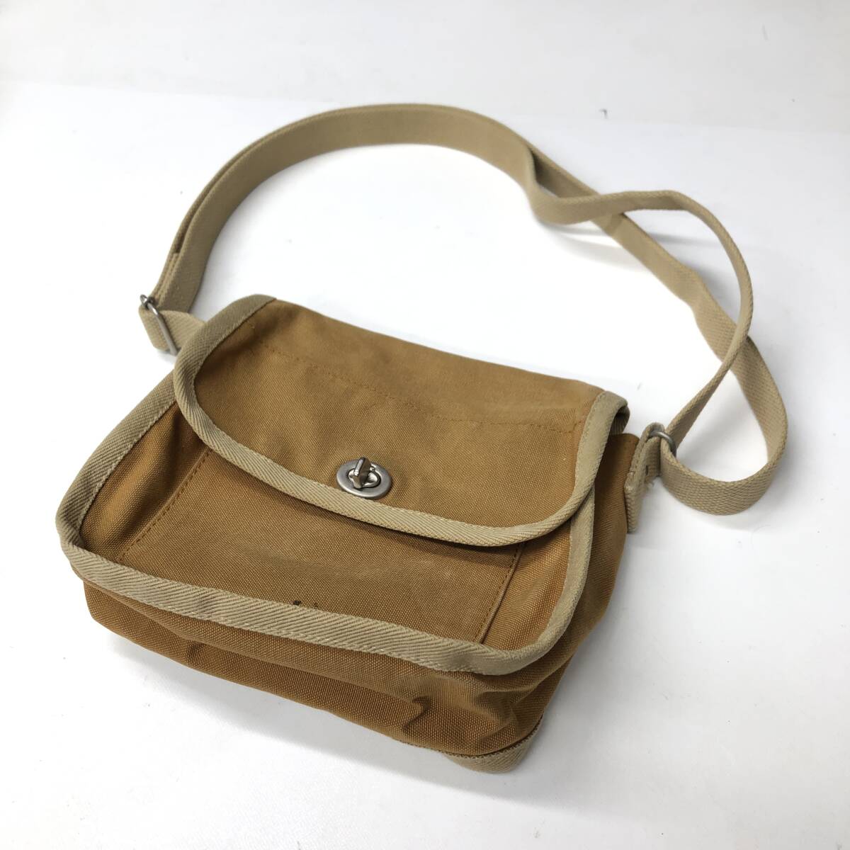 信三郎帆布 ショルダーポーチ ラウンド レンガ ベージュ