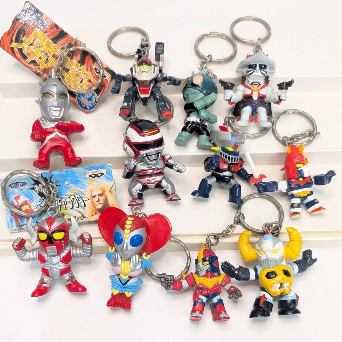 キーホルダー ヒーロー ロボット大戦 フィギュアキーホルダー 現状品 希少 ウルトラマン 電人ザボーガー ジャスピオン ガイキング 他