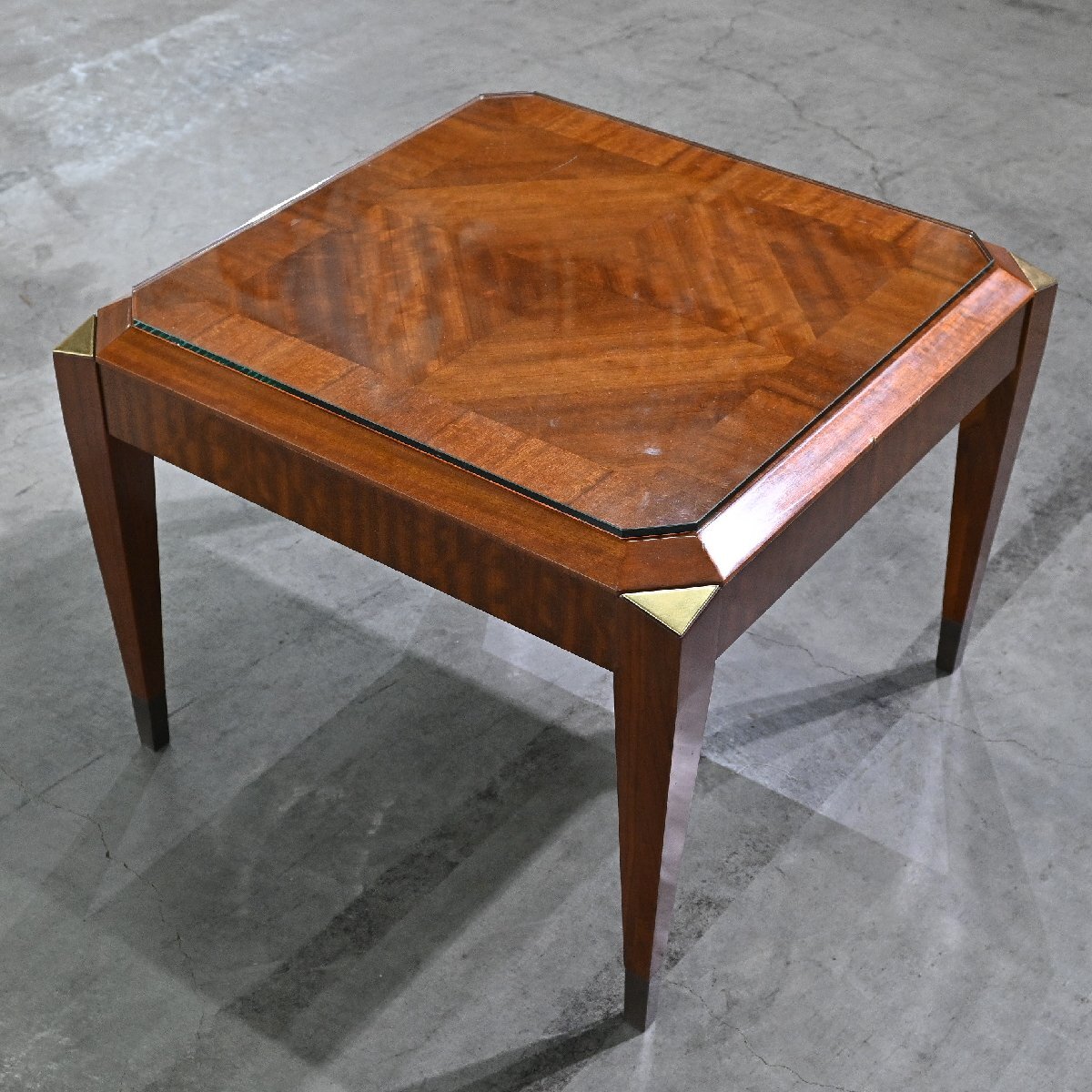 希少 カリモク ドマーニ「フォルザ/Forza」拡張ローテーブル ダニエラ材 飾り台 センター 正方形 ガラス クラシカル 机 domani karimoku