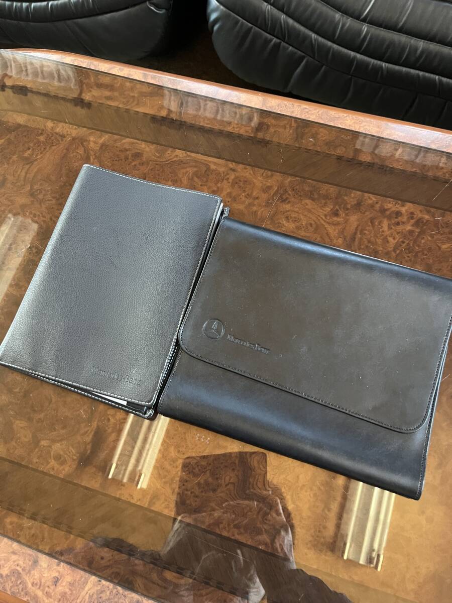 Mercedes-Benz メルセデスベンツ 純正 車検証ケース 車検証入れ C180に使用 おまけで取扱説明書ケース マニュアルケース 