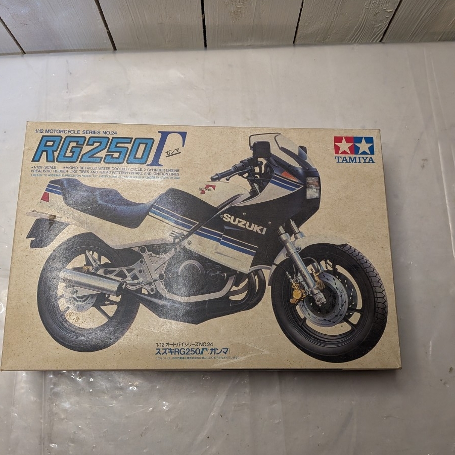 F-87/タミヤの1/12 オートバイシリーズ No.24「スズキ RG250Γ（ガンマ）」現状品