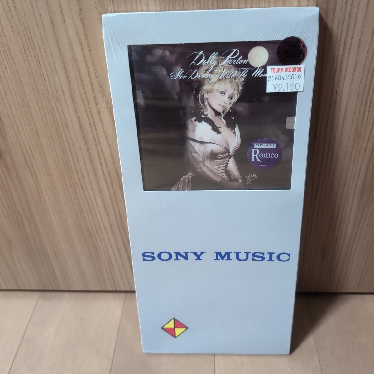 ドリーパートン DOLLY PARTON　/　 SLOW DANCING WITH THE MOON US longbox cd sealed 未開封