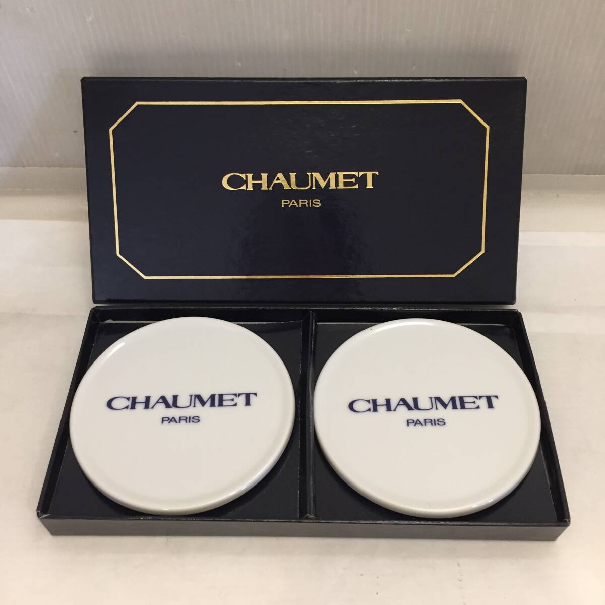 F021808◎未使用 CHAUMET ショーメ コースター ２枚セット 陶器 コルク 滑り止め付き 9㎝ 箱付き◎