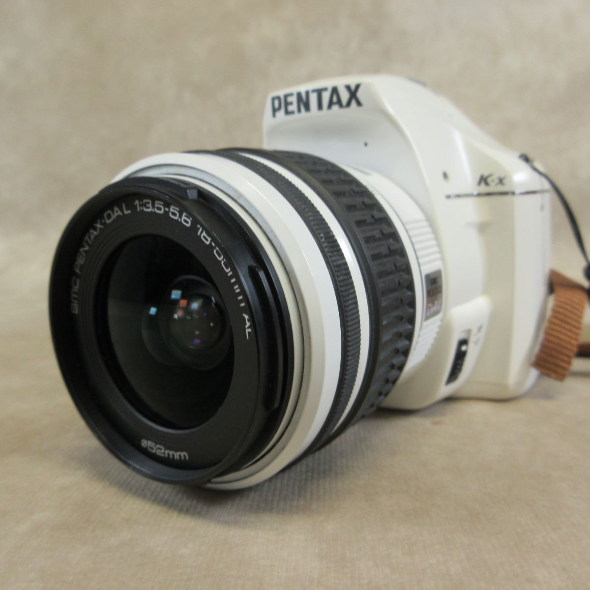 【大人気】 PENTAX ペンタックス K-x レンズキット デジタル一眼カメラ #3910