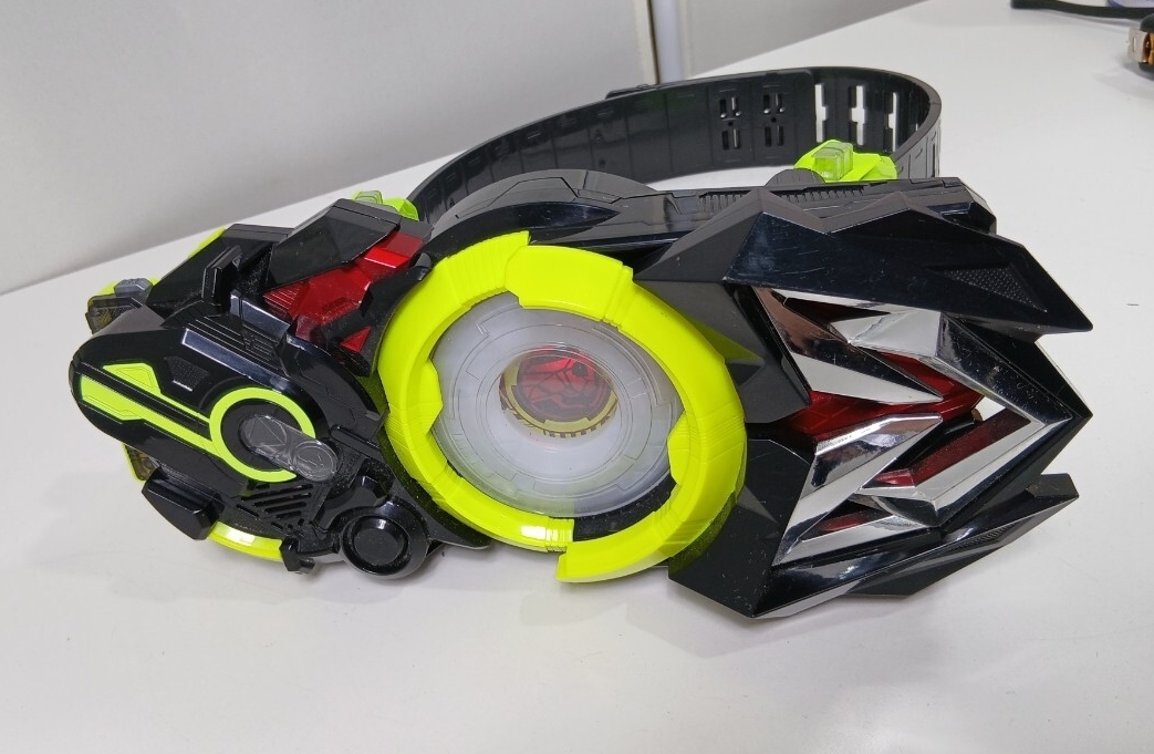 #1780 仮面ライダーゼロワン 変身ベルト BANDAI バンダイ 仮面ライダー/和歌山県にて引き取り大歓迎