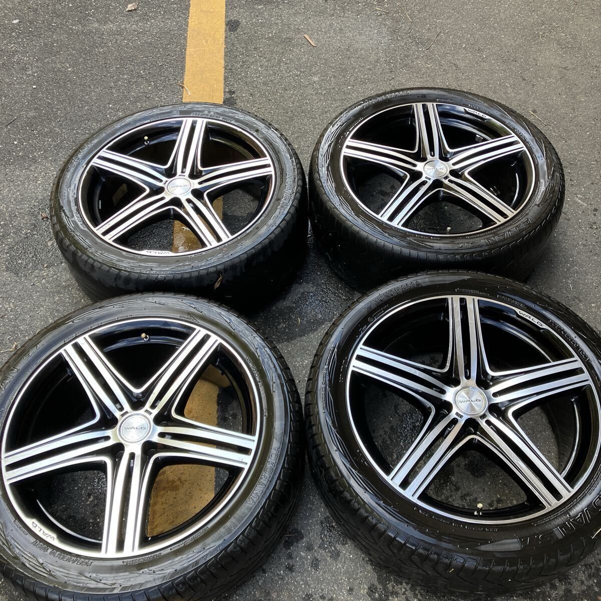 # WALD MAHORA M11C 20インチホイール　タイヤ