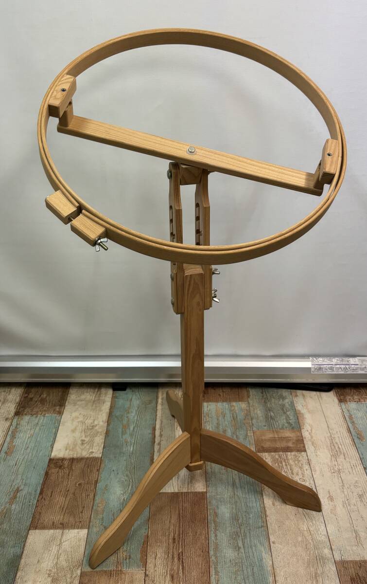 M1653/木製 大型 キルトフープ フープスタンド 外径 約57.5㎝ 現状品/パッチワーク用 刺繍枠スタンド キルト 刺繍 パッチワーク 手芸