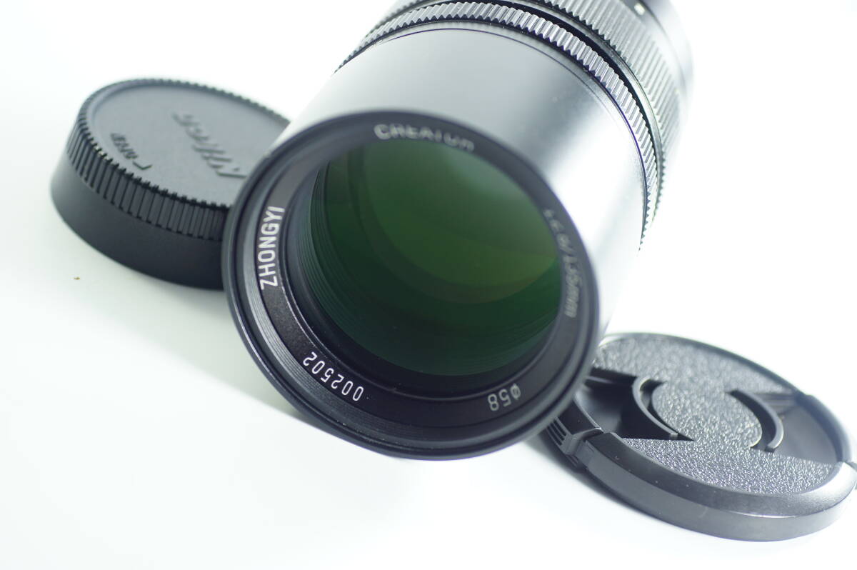 FOX569 とてもキレイ 中一光学(ZHONG YI OPTICS) 単焦点レンズ CREATOR 135mm F2.8 (ニコンFマウント)