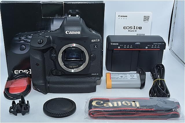 745★新品級・ショット数2000回以下★Canon デジタル一眼レフカメラ EOS-1D X Mark III ボディー