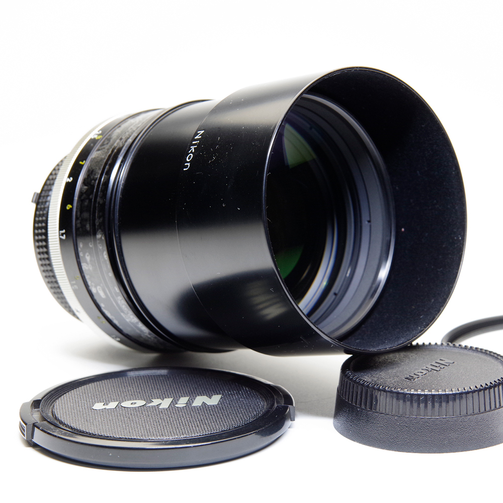 ニコン　レンズ　NIKKOR 135mm 1：2 879