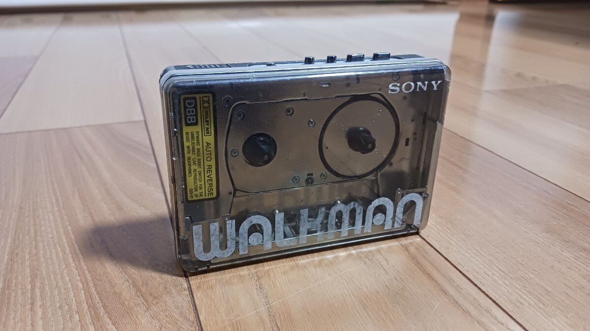 SONY WM-504 WALKMAN ソニー スケルトン カセットウォークマン カセットプレーヤー ①
