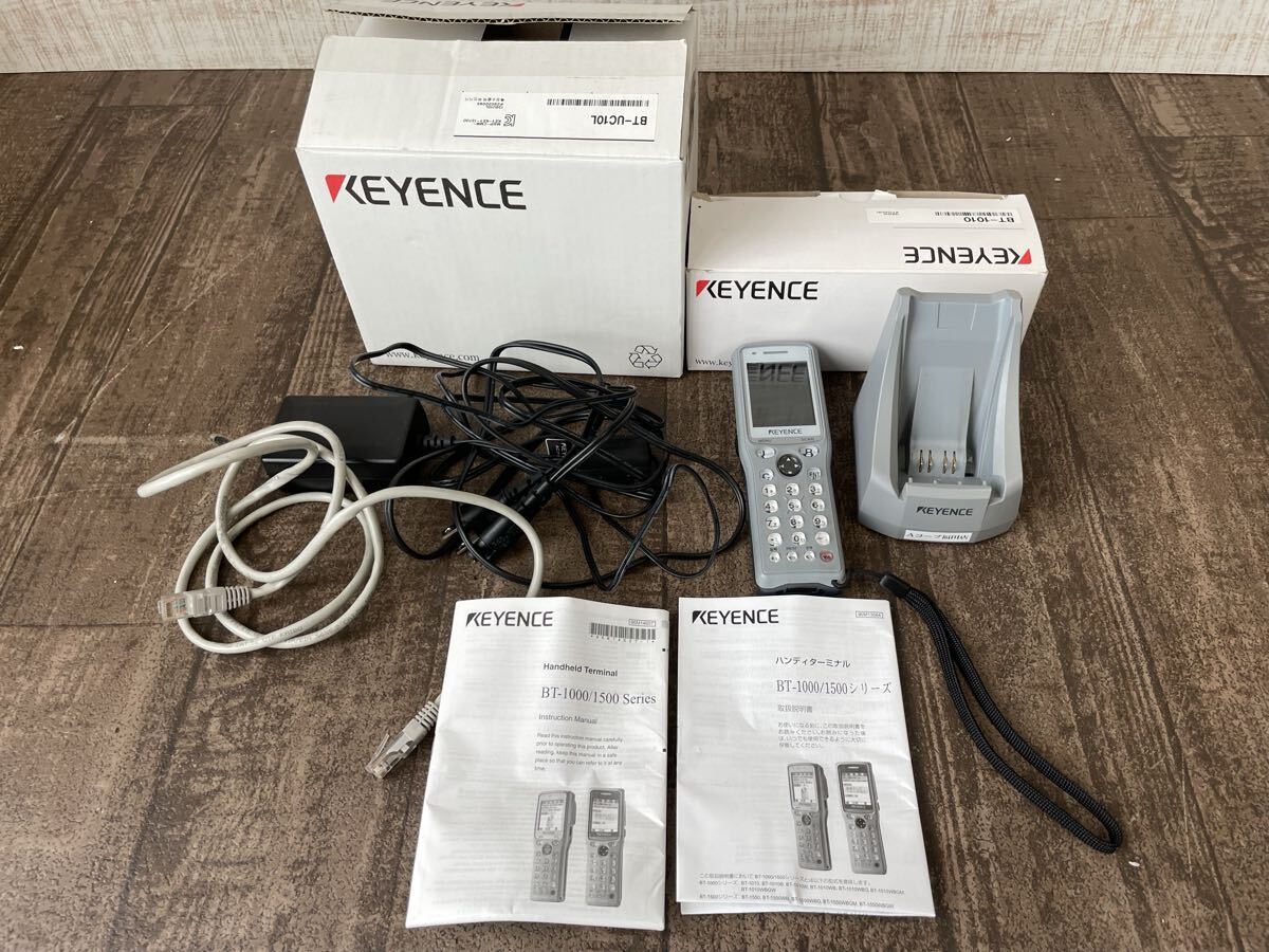 動作品 KEYENCE キーエンス BT-1010 小型 無線 ハンディターミナル 充電器 外箱 説明書 セット まとめ バーコードハンディターミナル 2