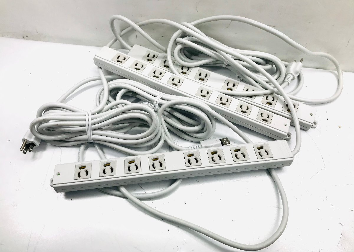 【中古】サンワサプライ 工事物件タップ 抜け止めコンセント TAP-K8-5★3個セット