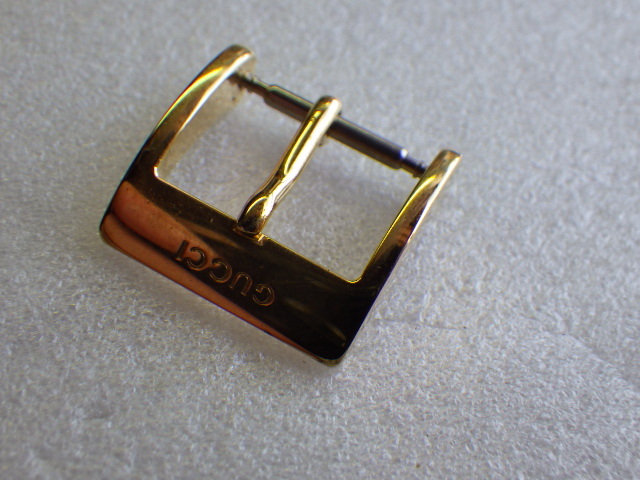 GUCCI　グッチ　純正　ステンレス　尾錠　14ｍｍ用　金色　ヴィンテージ　ｖ022101