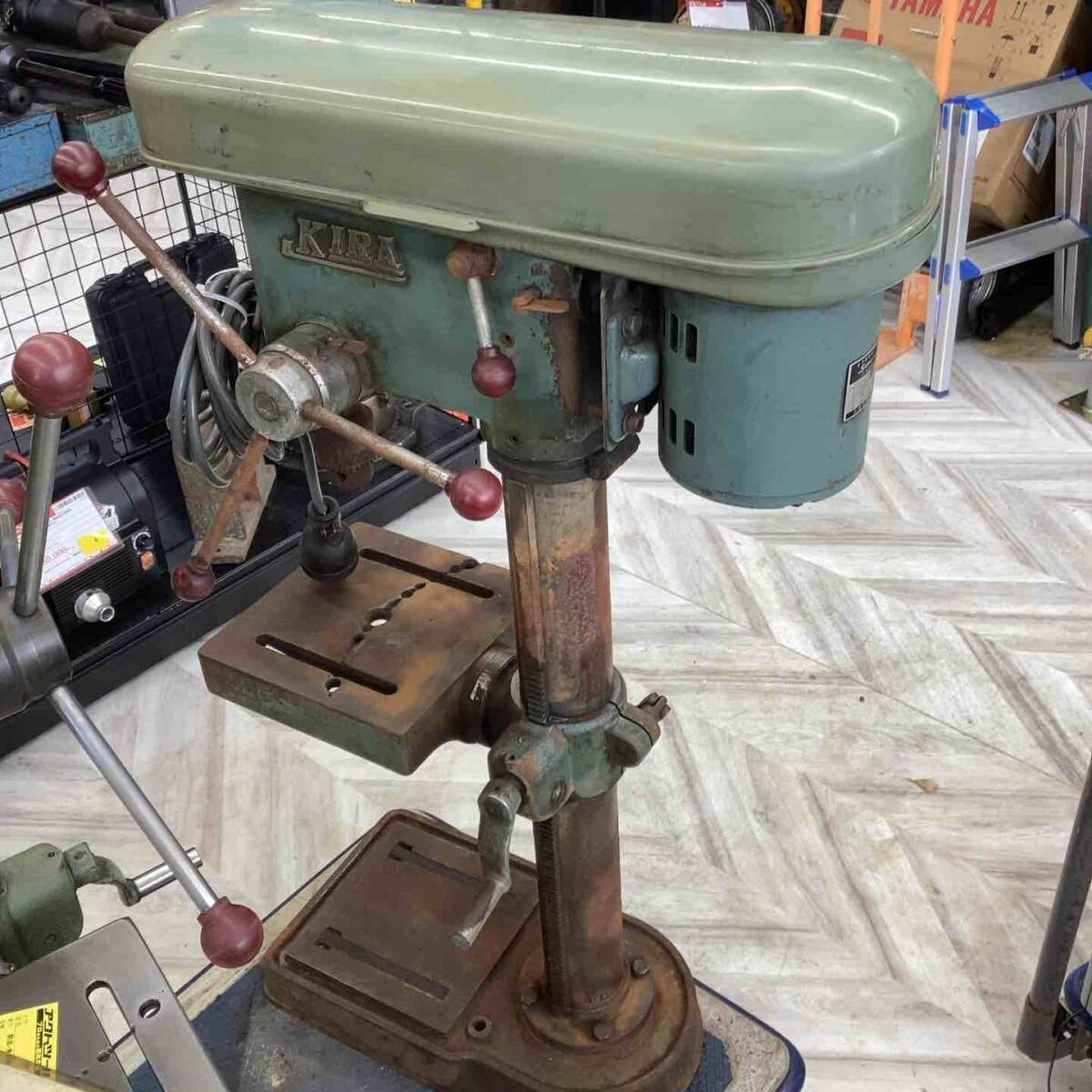 越谷店【中古品 / 店頭受取り限定】キラ(KIRA) ボール盤 NSD-340V金属 樹脂 木材 穴あけ ドリリング 卓上型 手動 　【越谷店】