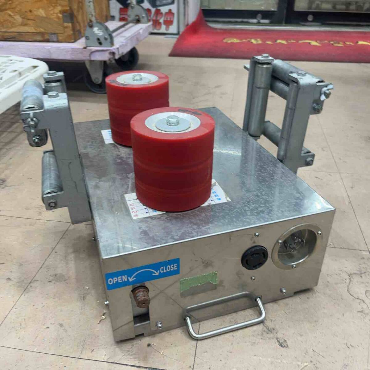 【中古品 / 店頭受取り限定】メーカー不明 ケーブル中間送り機 型式不明 200V【格安出品♪/草加店】