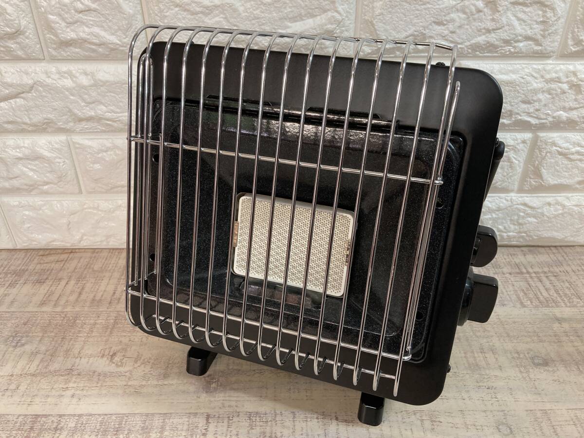 ☆美品　動作確認済　Iwatani イワタニ　カセットガスストーブ　CB-STV-EX2 ブラウン　暖房器具　屋内専用