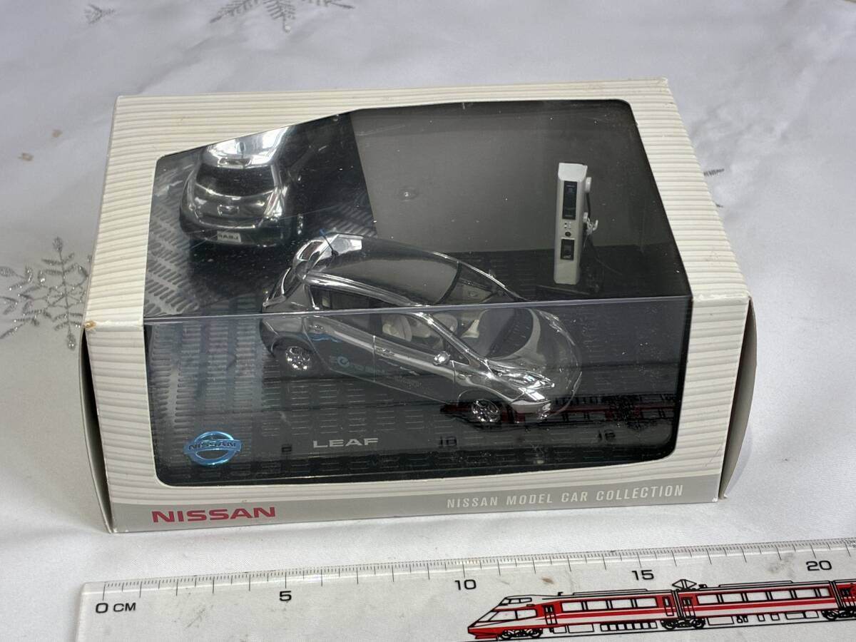 激レア！日産 リーフ REAF ミニカー KWAMO 02156 CHROME NISSAN 日産特注 (非売品)