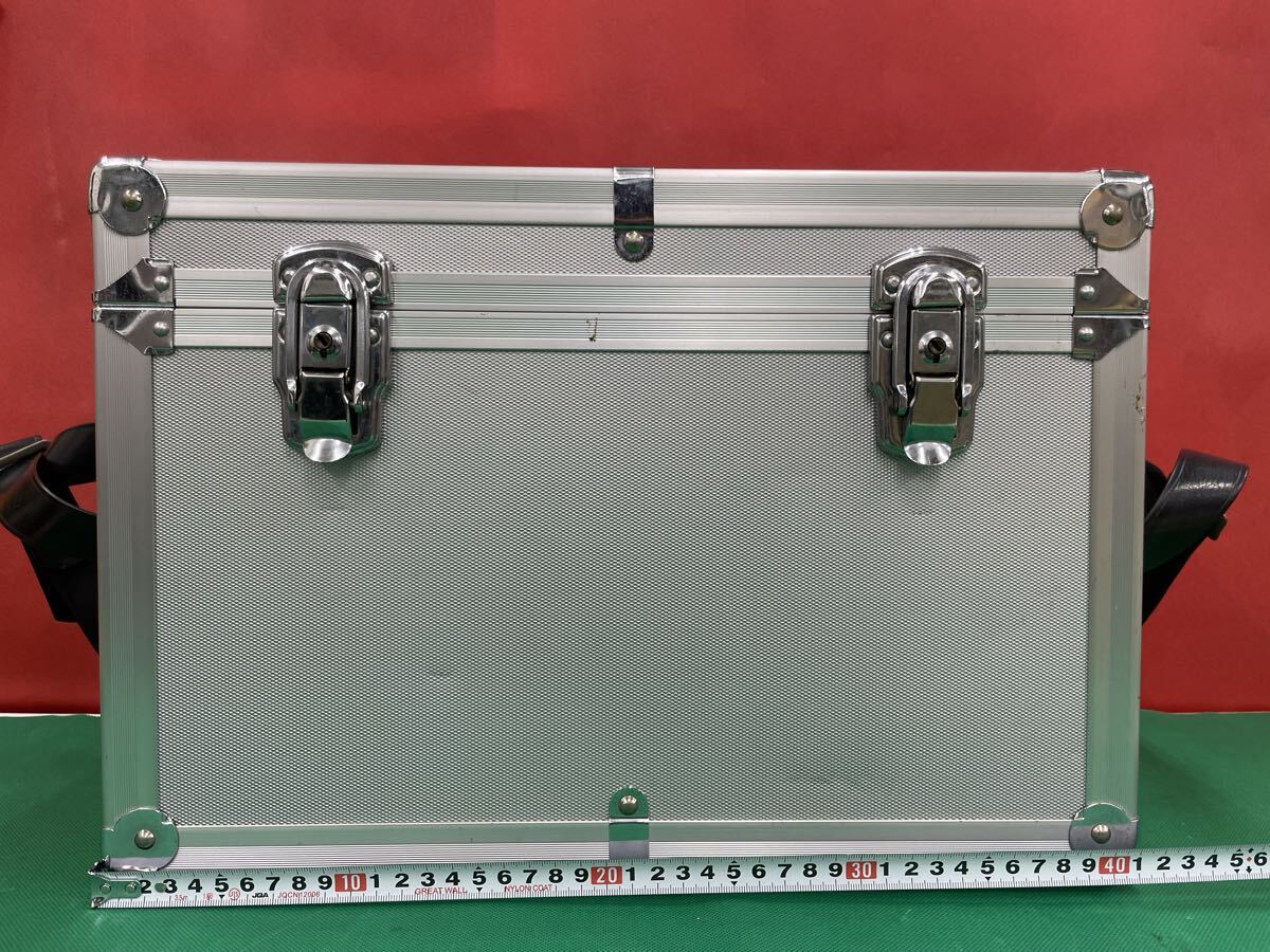 （B93）HAKUBA ？アルミ カメラケース コンテナ ハードケース カメラ トランクケース カメラアクセサリー 機材ケース 鍵付き 