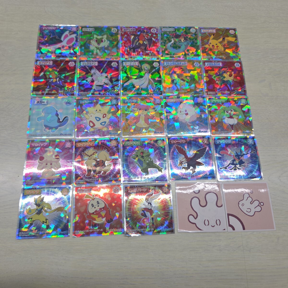即決あり！ ポケモンウエハースチョコ シール25枚 ポケットモンスター