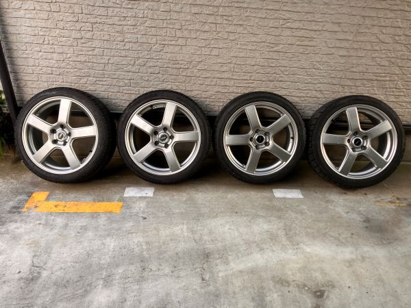 GRヤリス スタッドレス 225/40R18 AW-1 ナンカン 2022
