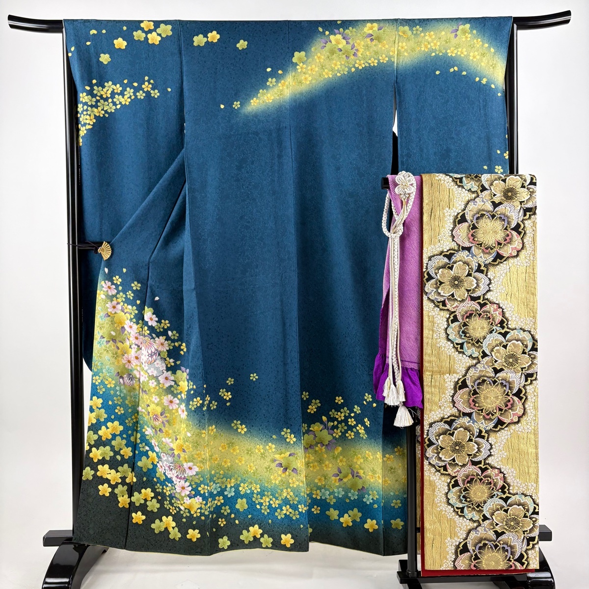 【美品】 振袖 身丈160.5cm 裄丈65.5cm M 袷 袋帯フルセット 手鞠 草花 金糸 金彩 青緑 正絹 秀品 【中古】