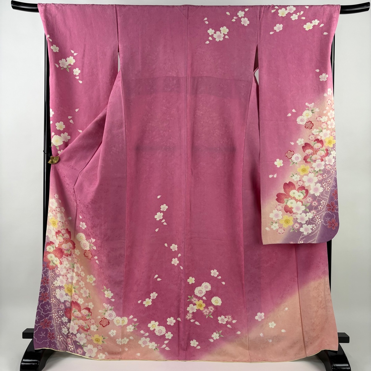 振袖 身丈170cm 裄丈69cm L 袷 桜 金彩 ぼかし ピンク 正絹 名品 【中古】