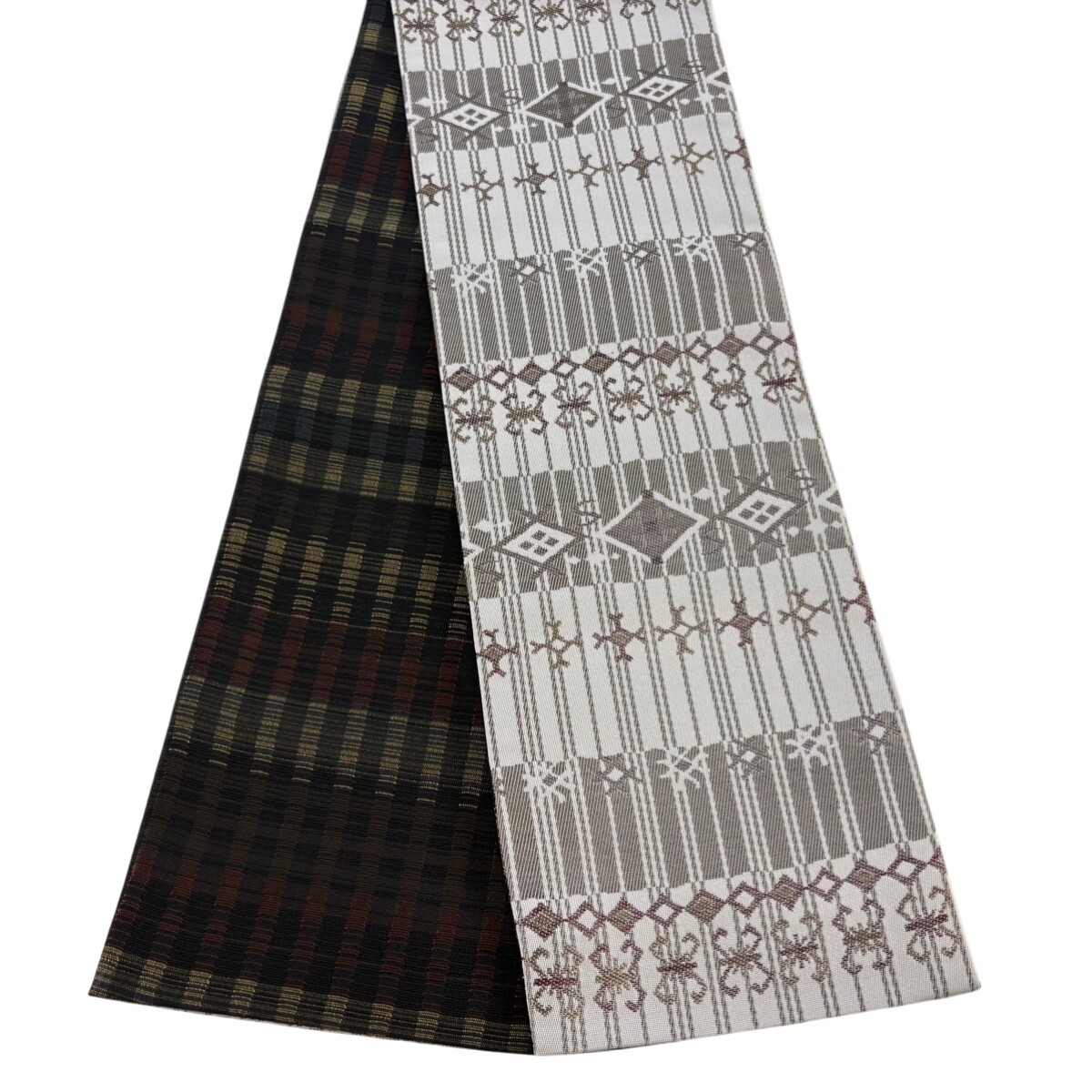 【美品】半幅帯 名品 幾何学模様 縞 灰茶 正絹 【中古】