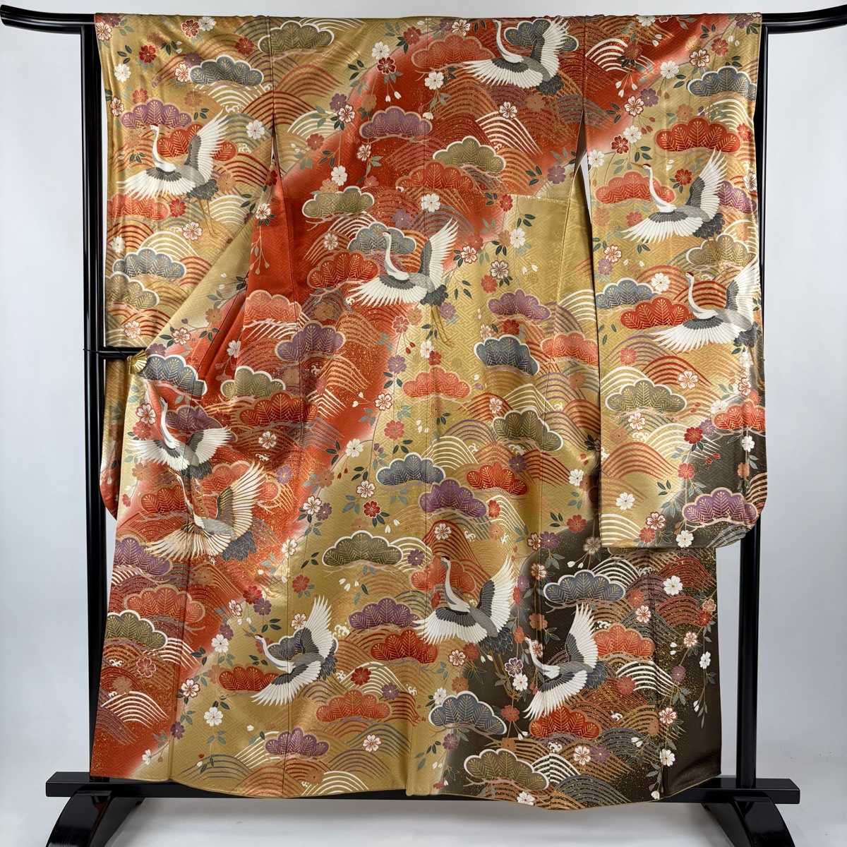 振袖 身丈159cm 裄丈65cm M 袷 鶴 松 金糸 金彩 薄茶色 正絹 秀品 【中古】