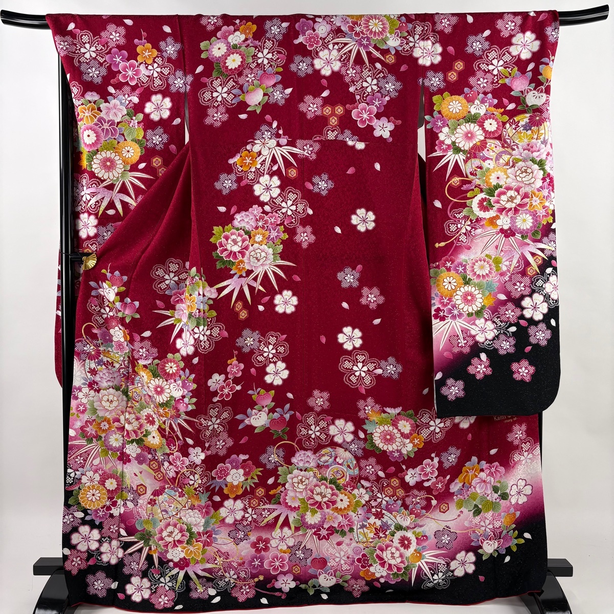 振袖 身丈170cm 裄丈70cm L 袷 手鞠 草花 金糸 銀通し 赤 正絹 名品 【中古】