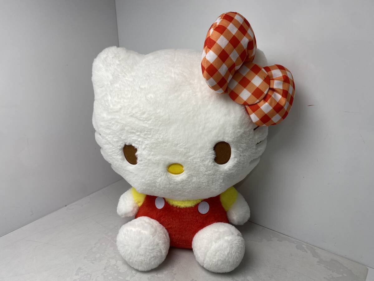 2/4 ハローキティ ぬいぐるみ プライズ サンリオ グッズ(中古/現状品)